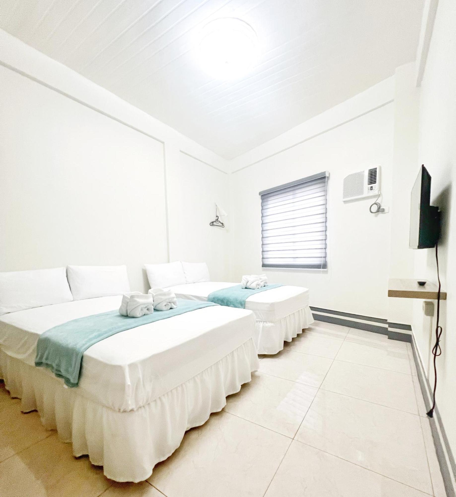 Verra Inn Tagaytay City Exterior foto
